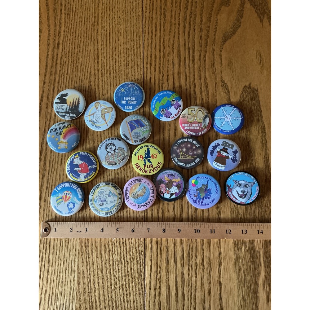 18pc Vintage Anchorage Alaska Fur Rendezvous Pinback Button Lot 1967-2010 Rondy